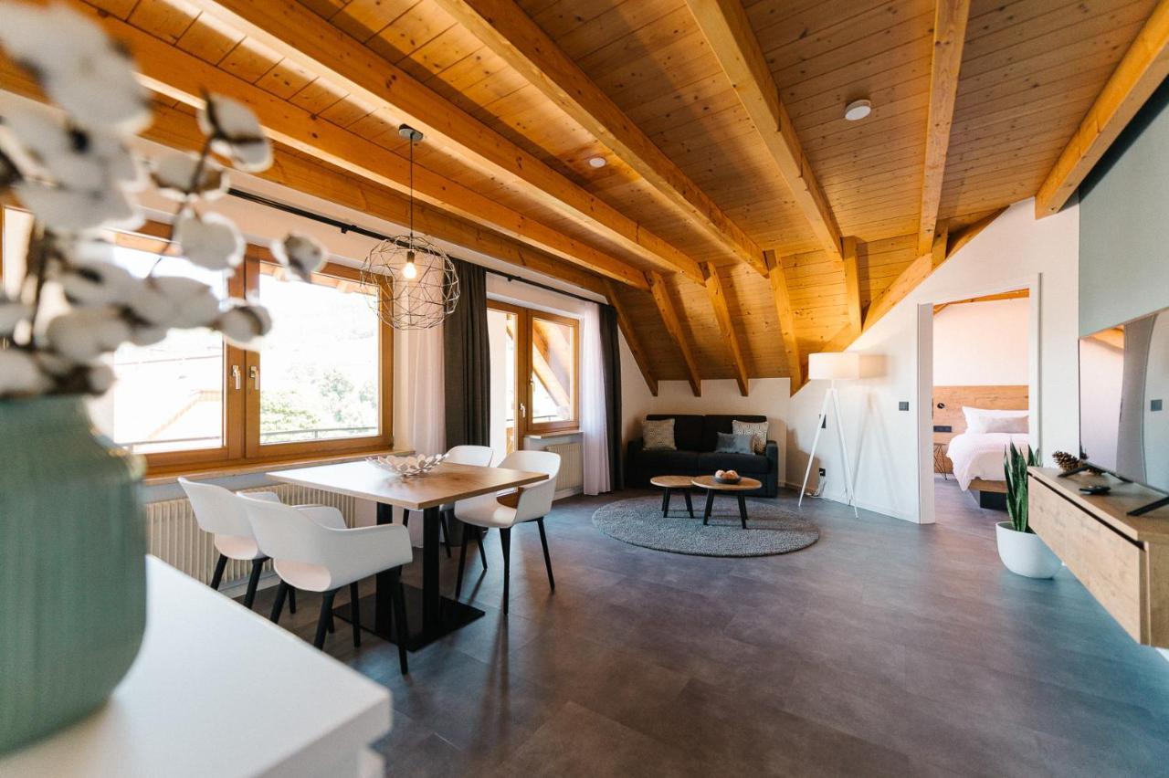 Moderne 2 Zi.-Fewo Blackforest Art Naehe Freiburg Simonswald Bagian luar foto
